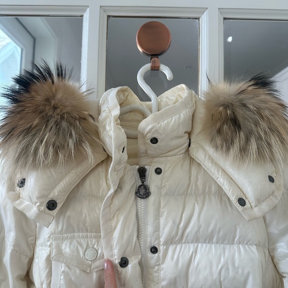 Ivory Moncler Coat with Real Fur Trim - Picture 4 of 7